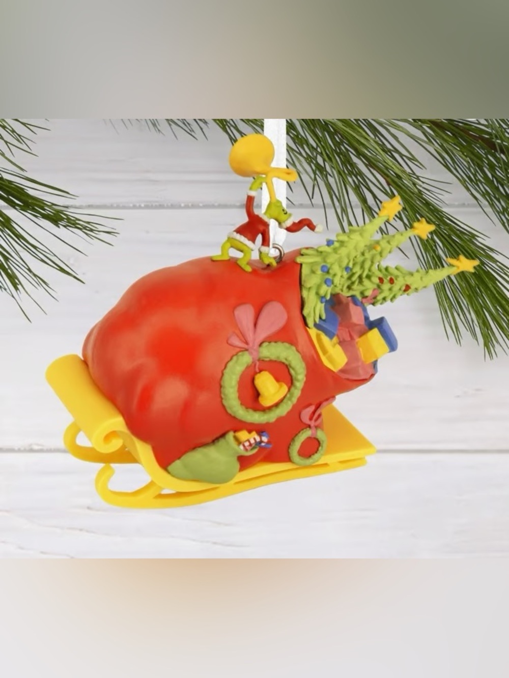 Hallmark NWT The Grinch 2025 Christmas Ornament
